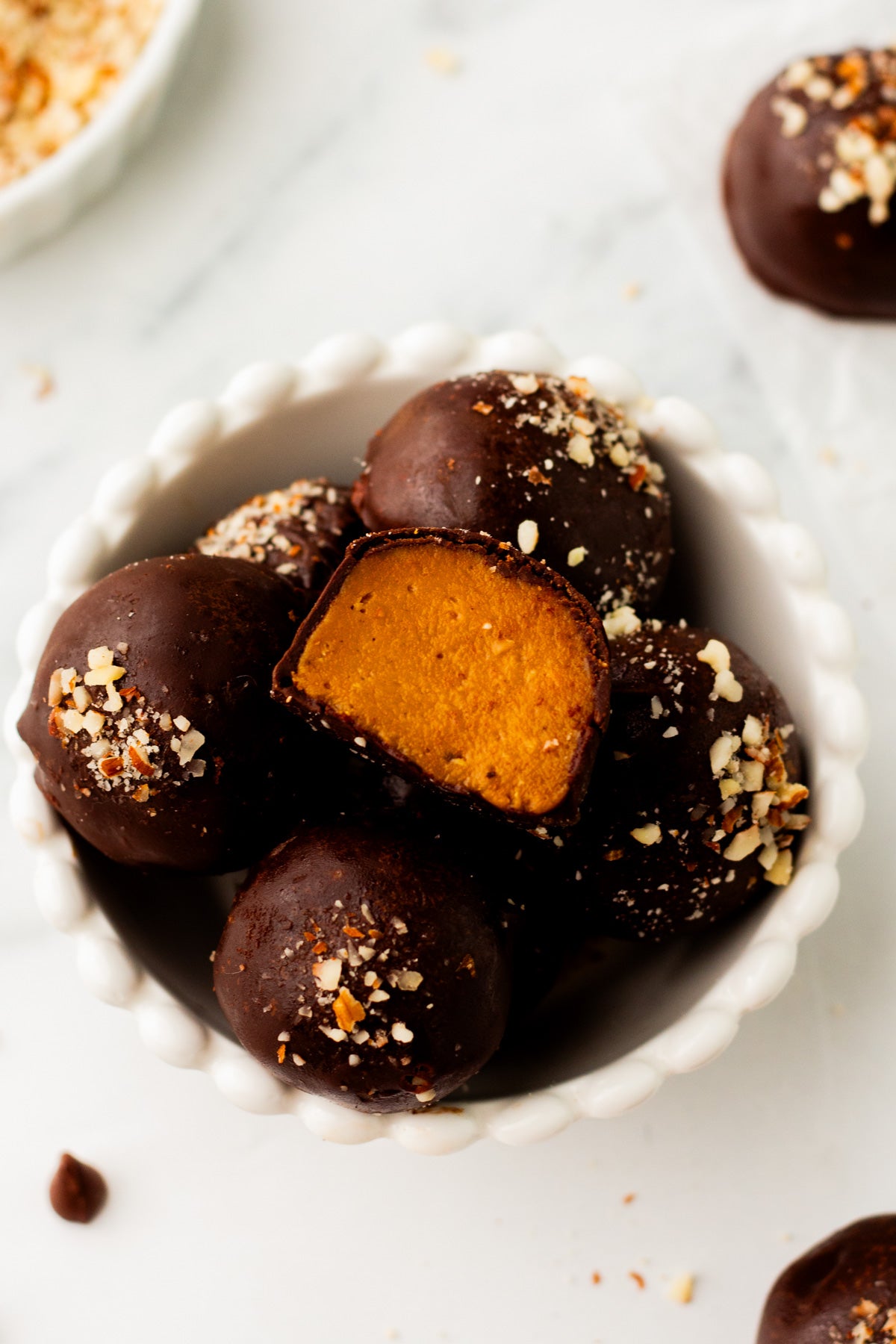 Chocolate Pumpkin Truffles - Semi Exclusive 2/2